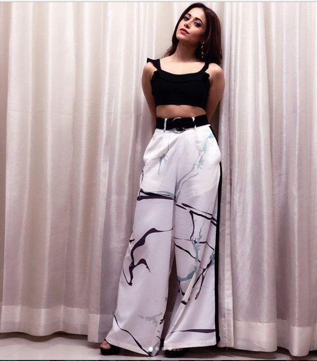 Nushrat Bharucha, Nushrat Bharucha real life, Nushrat Bharucha photos, Nushrat Bharucha hot photos, Nushrat Bharucha movies, Nushrat Bharucha boyfriend, Nushrat Bharucha hot pics, Nushrat Bharucha nick name, Nushrat Bharucha show