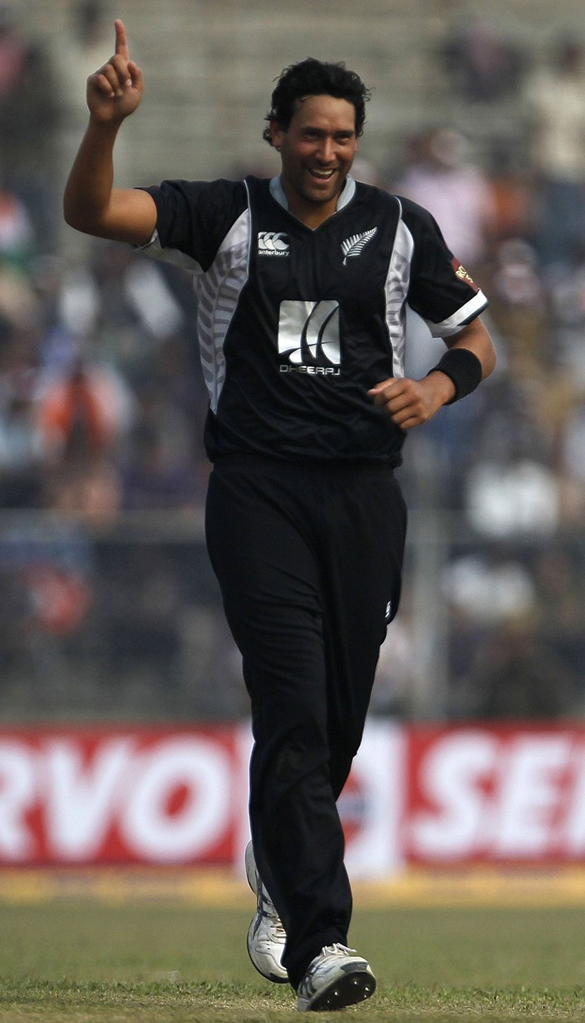Kevin Peter Pietersen, Shane Keith Warne, Shahid Afridi, mike gatting, daryl tuffey, Luke Pomersbach, Asad Rauf sex scandal, Rauf was alleged of sexual abuse, Pakistani Umpire asad rauf