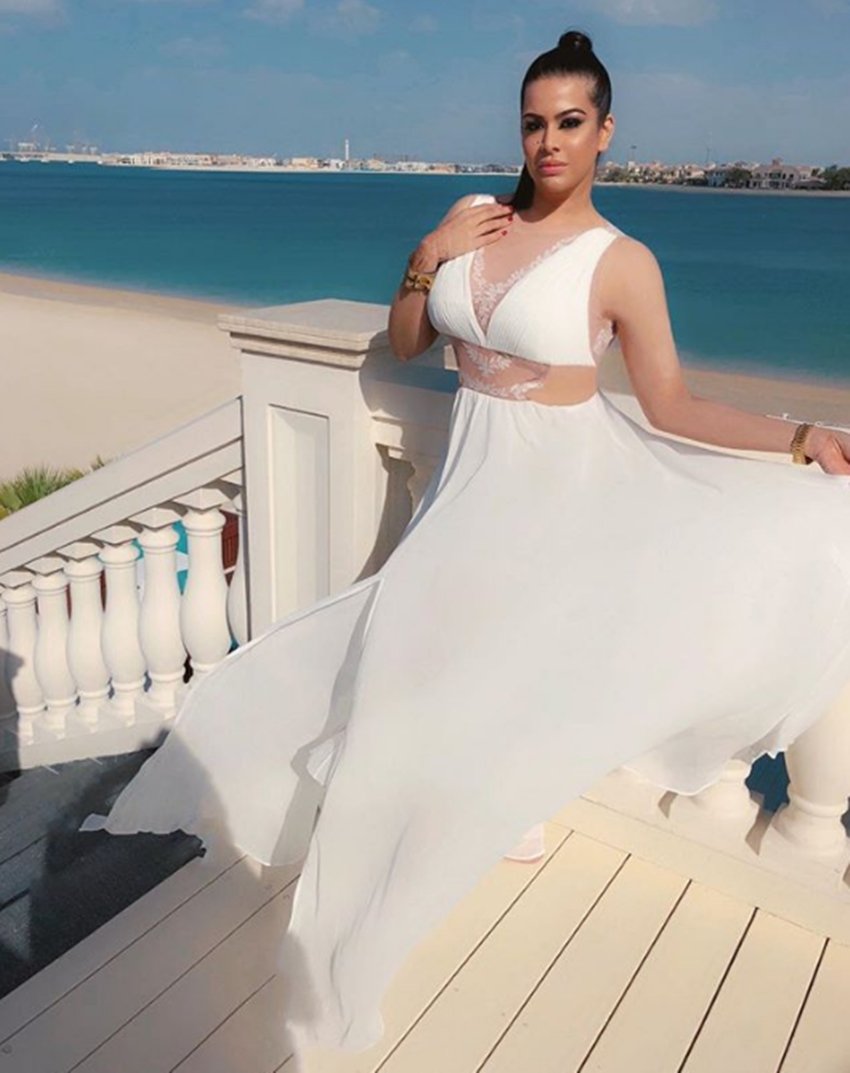 Trishala Dutt, Trishala Dutt fitness, Trishala Dutt weight loss, Trishala Dutt workout, Trishala Dutt transformation, Trishala Dutt diet, Trishala Dutt before and after, Trishala Dutt childhood, Trishala Dutt pictures, Trishala Dutt hot, Trishala Dutt now, Sanjay Dutt daughter, Sanjay Dutt kids, Trishala Dutt business