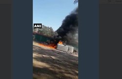 जबलपुर: सड़क किनारे खड़े लोगों को रौंदता हुआ दुकान में घुसा ट्रक, 8 की मौत