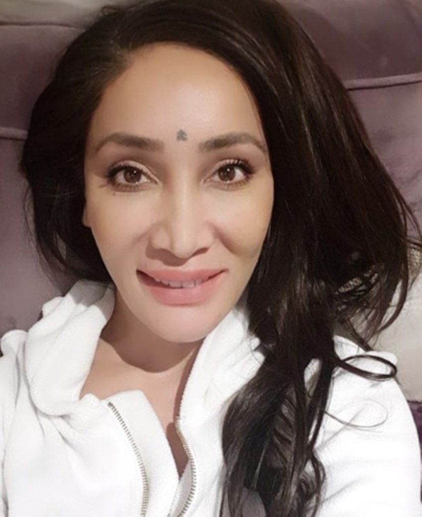 Sofia Hayat, bigg boss, bigg boss ex contestant, bigg boss ex contestant, sofia blast on a instagram user, entertainment news, bollywood news, television news