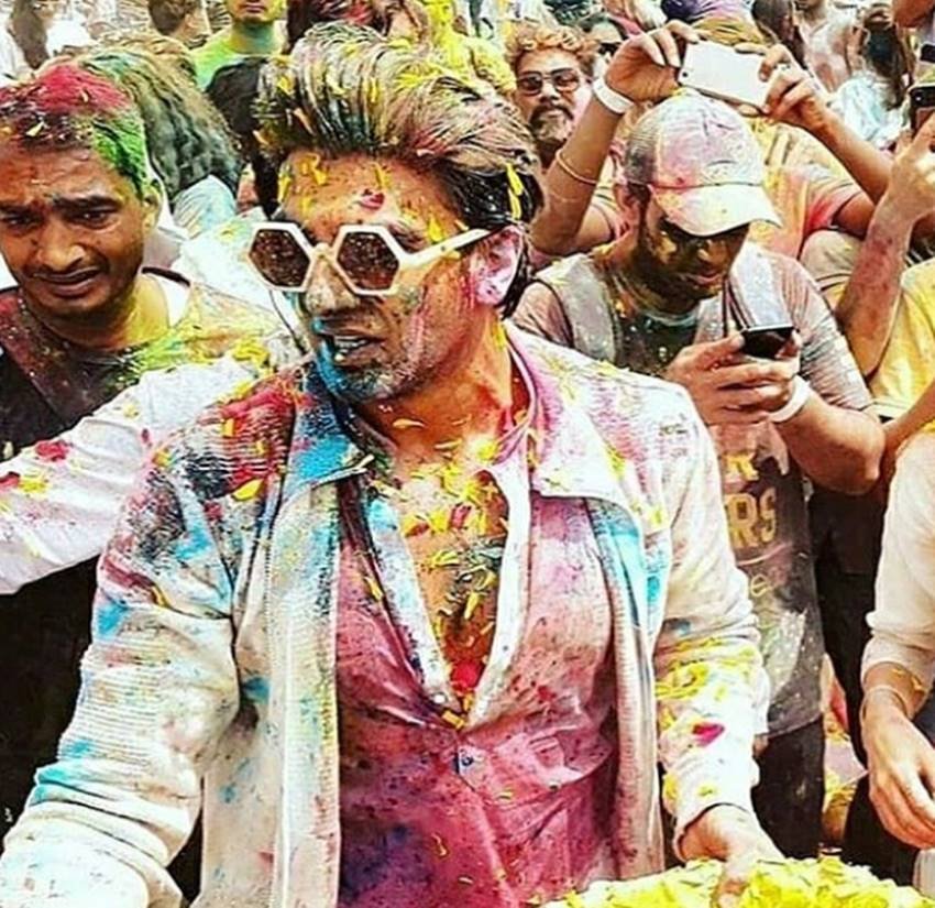 Padmaavat star, Ranveer Singh, Pharrell Williams, American rapper Pharrell Williams, American rapper, American rapper celebrates his first Holi, American rapper in India, Pharrell Williams in India, Ranveer Singh celebrates holi, see colourful pictures of Ranveer Singh, entertainment news, bollywood news, televisionn news, American rapper, singer, songwriter, record producer, Pharrell Lanscilo Williams