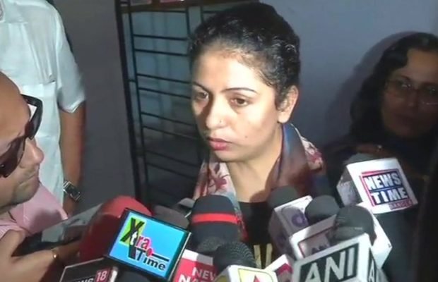 mohammed shami, mohammed shami full controversy, mohammed shami full story, shami and hasin controversy, mohammed shami wife, shami, shami wife, hasin jahan, hasin jahan facebook, mohammed shami facebook, hasin jahan mohammed shami, mohammed shami news, mohammed shami instagram, mohammed shami wife hasin jahan, mohammed shami latest news