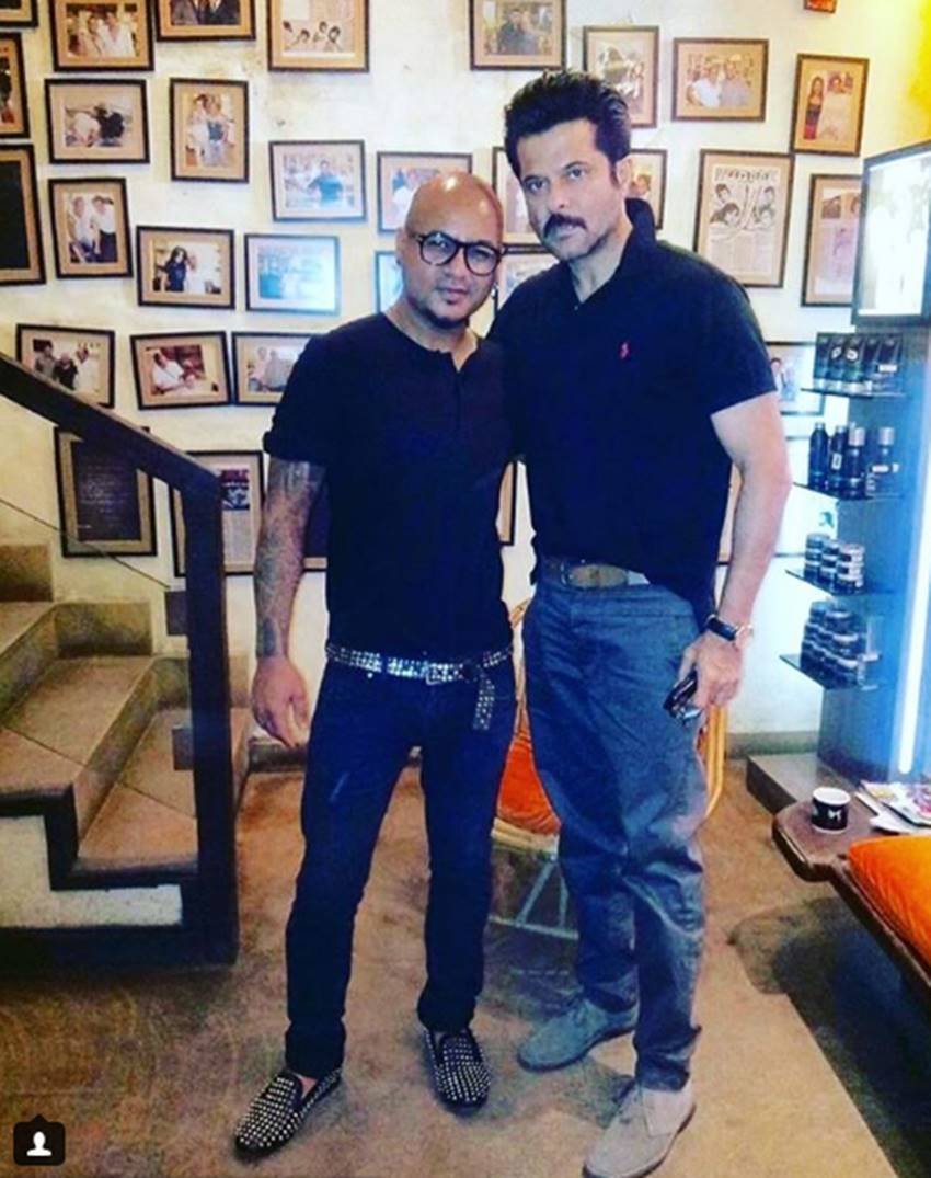 Aalim Hakim, Aalim Hakim pics, Aalim Hakim photos, Aalim Hakim pictures, Hairstylist Aalim Hakim, Hairstylist Aalim Hakim pics, Hairstylist Aalim Hakim photos, Virat Kohli, Yuvraj Singh, Hardik Pandya, Hardik Pandya hair cut, Hardik Pandya new look, Hardik Pandya new look pics, Hardik Pandya new look photos, Hardik Pandya pics, Bollywood Stars, Bollywood Stars Hairstylist, photo gallery