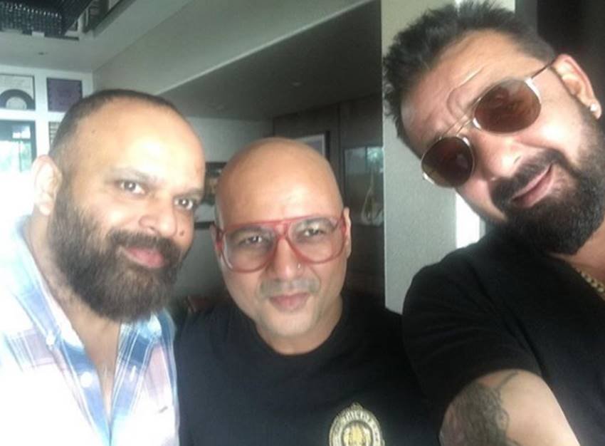 Aalim Hakim, Aalim Hakim pics, Aalim Hakim photos, Aalim Hakim pictures, Hairstylist Aalim Hakim, Hairstylist Aalim Hakim pics, Hairstylist Aalim Hakim photos, Virat Kohli, Yuvraj Singh, Hardik Pandya, Hardik Pandya hair cut, Hardik Pandya new look, Hardik Pandya new look pics, Hardik Pandya new look photos, Hardik Pandya pics, Bollywood Stars, Bollywood Stars Hairstylist, photo gallery