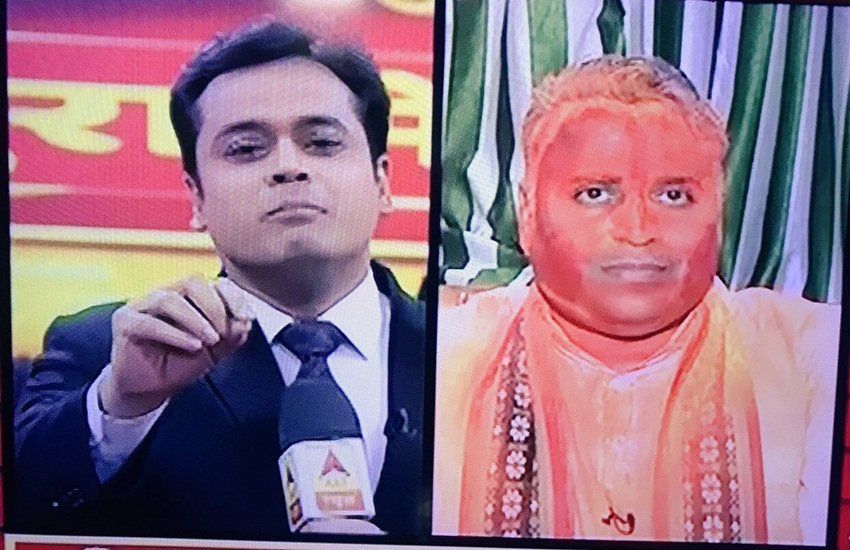 अभिसार शर्मा और त्रिपुरा बीजेपी प्रभारी सुनील देवधर (यूट्यूब स्क्रीनशॉट)
