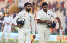 Ravi ashwin, r jadeja