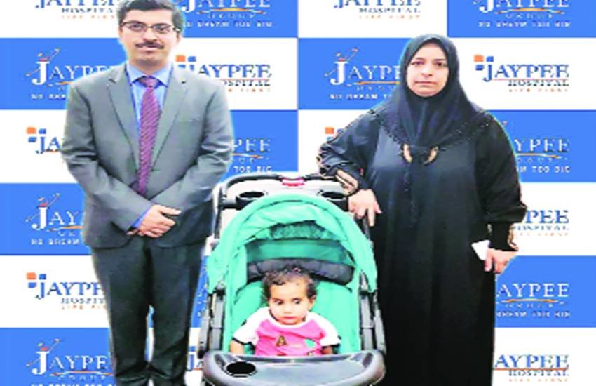 मां ने बेटी फातिमा के लिए अपने जिगर को दान कर दिया। मां ने बेटी फातिमा के लिए अपने जिगर को दान कर दिया।