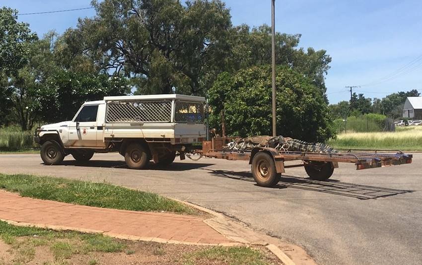 Crocodile, Crocodile pics, Crocodile in school, Crocodile in school ground, Crocodile photos, Crocodile wallpapers, Crocodile pictures, School Playground, Crocodile in School Playground, Crocodile in australia, A Four Metre Crocodile, A Four Metre Crocodile pics, photo gallery