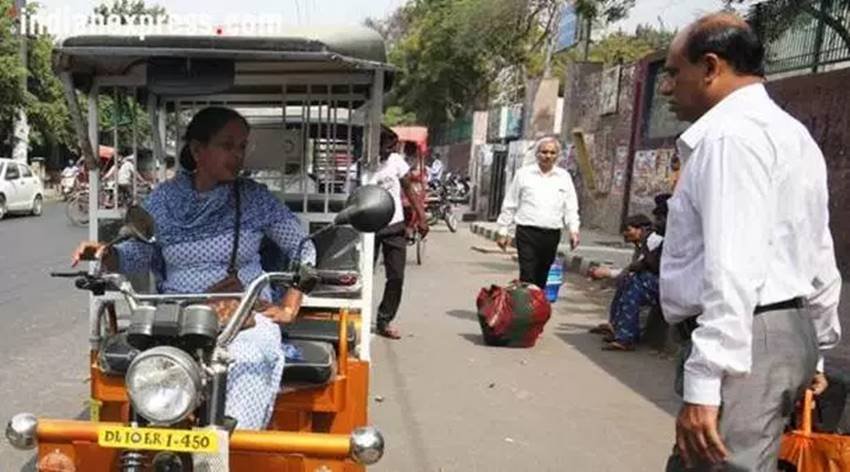 Poonam, Poonam story, E Rickshaw Driver, E Rickshaw Driver of delhi, women E Rickshaw Driver, women E Rickshaw Driver in delhi, Story of E Rickshaw Driver, Story of Women E Rickshaw Driver, International Women Day, International Women Day story, International Women Day celebration, E Rickshaw Driver Poonam, E Rickshaw Driver Poonam in delhi, photo gallery