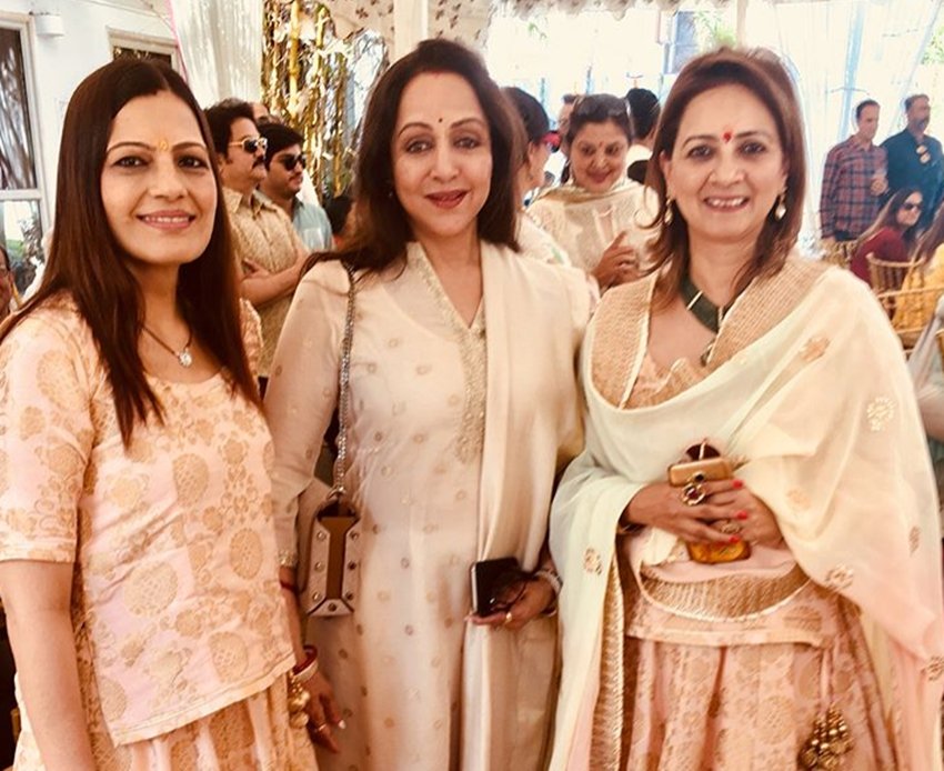 Esha deol, ram kamal mukherjee, film cakewalk, shilarna vaze, hema malini, Esha deol wedding, Esha deol brother in law marriage, Esha deol photos
