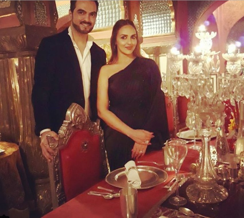 Esha deol, ram kamal mukherjee, film cakewalk, shilarna vaze, hema malini, Esha deol wedding, Esha deol brother in law marriage, Esha deol photos