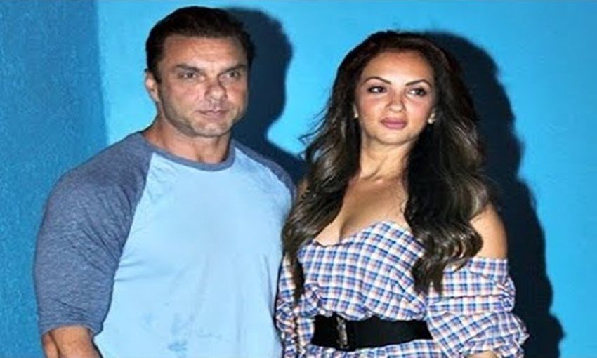 Aamir Khan and Reena Dutta, Shashi Kapoor and Jennifer Kendal, Padmini Kolhapure and Pradeep Sharma, Shakti Kapoor and Shivangi Kolhapure, Sohail Khan and Seema Sachdev, Eloped Marriages, Bollywood News in Hindi, Entertainmenet News in Hindi