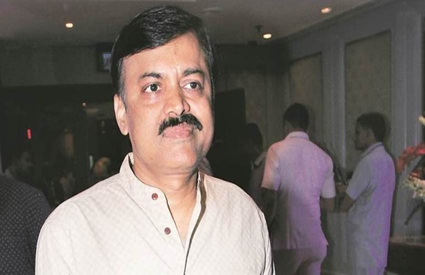 जीवीएल नरसिम्हा राव बीजेपी के राष्ट्रीय प्रवक्ता हैं। साल 2011 में इन्होंने सबसे पहले नरेंद्र मोदी को प्रधानमंत्री उम्मीदवार बनाने की बात कही थी। ये लेखक और सोशल रिसर्चर भी रहे हैं। (फोटो सोर्स-पीटीआई)