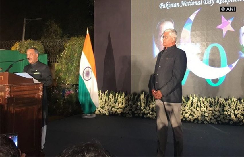 पाकिस्तान दिवस के समारोह में शामिल हुए केंद्रीय कृषि राज्य मंत्री गजेंद्र सिंह शेखावत। (फोटो सोर्स- एएनआई) पाकिस्तान दिवस के समारोह में शामिल हुए केंद्रीय कृषि राज्य मंत्री गजेंद्र सिंह शेखावत। (फोटो सोर्स- एएनआई)