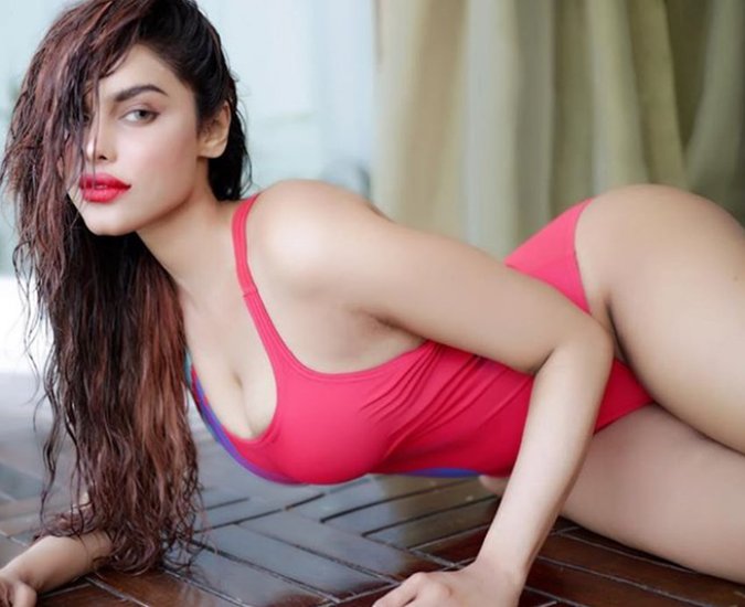 Gizele Thakral, Mandakini, Gizele Thakral Instagram, Gizele Thakral Latest Pics, Gizele Thakral Hot Photoshoot, Gizele Thakral Images, Gizele Thakral Images, Gizele, Bollywood News in Hindi, Entertainment News in Hindi