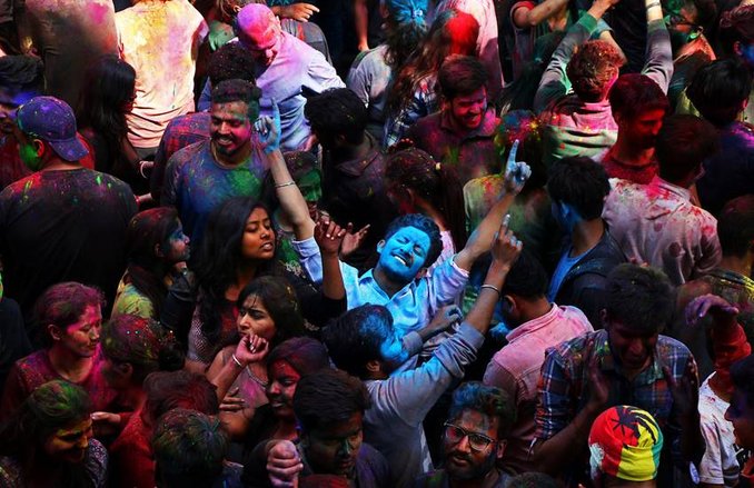 होली है: जानिए, किस रंग में होते हैं कौन से खतरनाक केमिकल