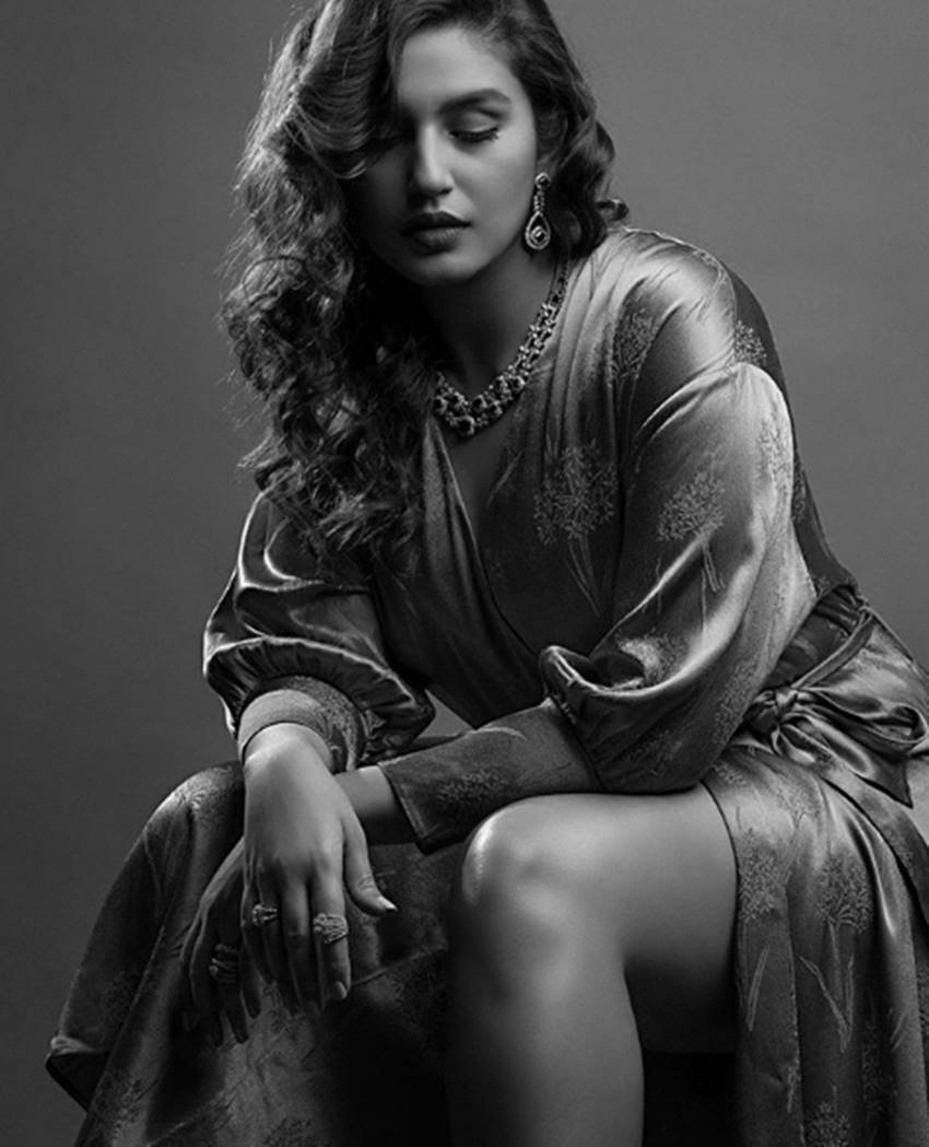 Huma Qureshi, Huma Qureshi pics, Huma Qureshi photos, Huma Qureshi pictures, Huma Qureshi sexy pics, Huma Qureshi sexy photos, Huma Qureshi hot pics, Huma Qureshi hot photos, Huma Qureshi life, Huma Qureshi story, Huma Qureshi films, Huma Qureshi hit films, Huma Qureshi instagram pics, Huma Qureshi instagram photos, Huma Qureshi news, Bollywood Actress Huma Qureshi, photo gallery