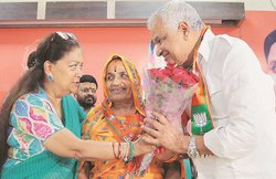 10 साल बाद भाजपा में लौटे मीणा, राजे ने कहा भाई वापस आया