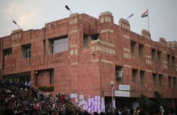 JNU में हिंदी से एमफिल/पीएचडी करने की लिखित परीक्षा में सिर्फ 4 हुए पास, 749 ने दिया था एग्‍जाम