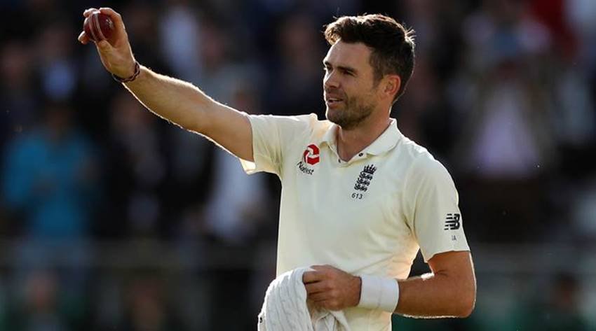 Muttiah Muralitharan, Shane Warne, anil kumble, Glenn McGrath, James Anderson, Courtney Walsh, Richard Hadlee, Shaun Pollock, Stuart Broad, Test Wickets, highest Test Wickets, Test Wickets in cricket, Test Wickets in matchs, Test Wickets in world, Highest Wickets in Test Cricket, Stuart Broad wickets, Stuart Broad records, photo gallery