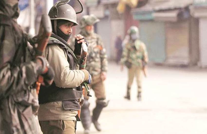 सेना के जवानों की फाइल फोटो।