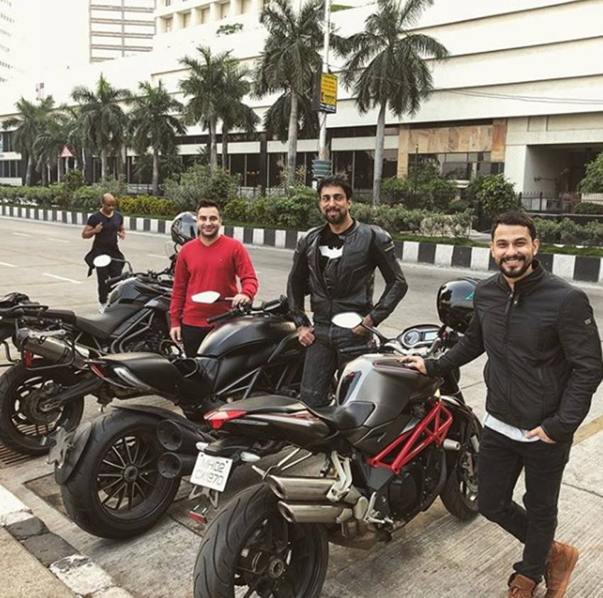 Kunal Kemmu, Kunal Kemmu case, Kunal Kemmu challan, Kunal Kemmu fir, Kunal Kemmu news, Kunal Kemmu pics, Kunal Kemmu photos, Kunal Kemmu pictures, Mumbai Police, Mumbai Police challan, Mumbai Police issues, Mumbai Police action, Varun Dhawan, Varun Dhawan challan, Varun Dhawan pics, Varun Dhawan case, Bollywood Actor Kunal Kemmu, photo gallery