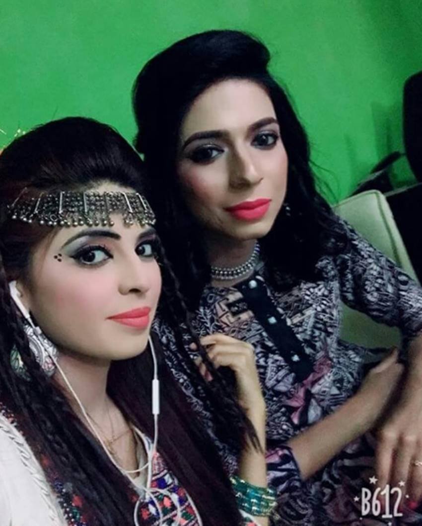 Maavia Malik, Maavia Malik pics, Maavia Malik photos, Maavia Malik pictures, Maavia Malik life, Maavia Malik interview, Maavia Malik news anchor, First News Anchor in Pakistan, Kohenoor News Channel, Kohenoor News Channel in Pakistan, Kohenoor News Channel Anchor, Transgender News Anchor, Transgender News Anchor in Pakistan, Transgender News Anchor pics, Transgender News Anchor photos, photo gallery