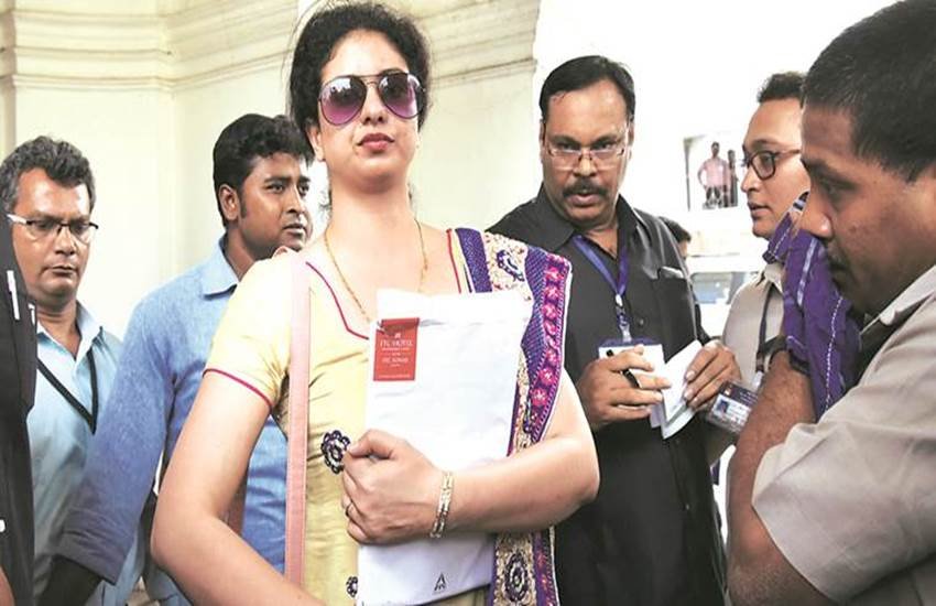 Mohammed Shami, Mohammed Shami case, Mohammed Shami controversy, Mohammed Shami update, Mohammed Shami wife, Hasin Jahan, Hasin Jahan pics, Hasin Jahan photos, Hasin Jahan pictures, Hasin Jahan Ex Husband, Hasin Jahan Ex Husband daughter, Elelder Daughter Expressed, Opinion on Mohammed Shami Case, Hasin Jahan wallpapers, photo gallery