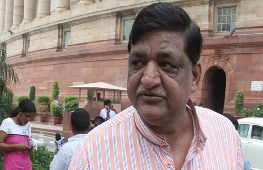 नरेश अग्रवाल ने भाजपा की सदस्यता ग्रहण कर ली नरेश अग्रवाल ने भाजपा की सदस्यता ग्रहण कर ली