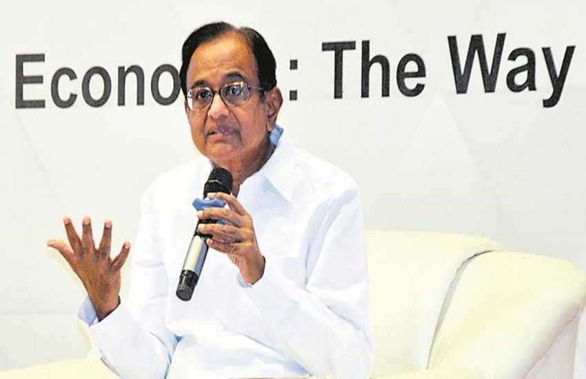 P Chidambaram, Former congress minister, former finance minister, Chennai airport, महंगाई, Tea, Coffee, Hindi news, News in Hindi, Jansatta