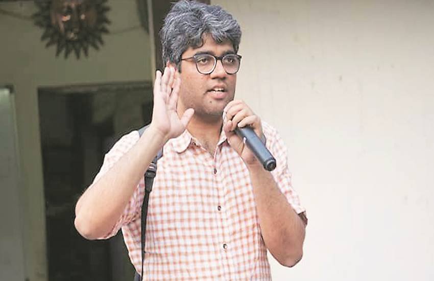 प्रोफेसर सुथार बताया कि नोटिफिकेशन में कहा गया है कि स्वायत्त कॉलेज और विश्वविद्यालय आबंटित शिक्षकों और विद्यार्थियों की संख्या से ऊपर 20 फीसद नौकरी और दाखिला दिया जा सकता है। प्रोफेसर सुथार बताया कि नोटिफिकेशन में कहा गया है कि स्वायत्त कॉलेज और विश्वविद्यालय आबंटित शिक्षकों और विद्यार्थियों की संख्या से ऊपर 20 फीसद नौकरी और दाखिला दिया जा सकता है।