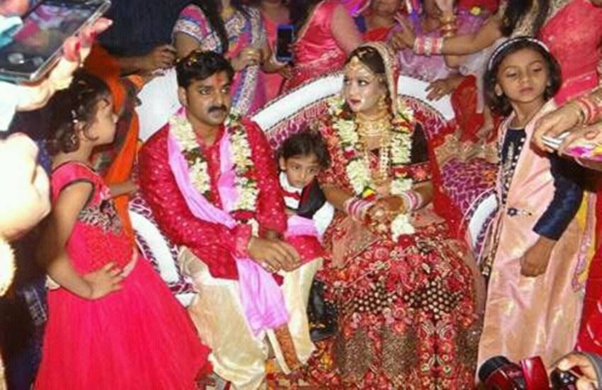 Pawan Singh , Pawan Singh Movie, Pawan Singh Fees, Bhojpuri Actor, Pawan Singh Marriage, Pawan Singh Wedding, Pawan Singh Wife Name, Pawan Singh Jyoti Singh