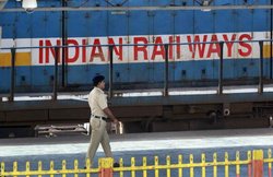 रेलवे में हो सकती है 2.22 लाख से ज्यादा रिक्त पड़े पदों पर नियुक्ति!