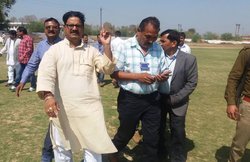 बीजेपी विधायक का आजम खान पर पलटवार, फेसबुक पर लिखा- जो होली दिवाली ना मनाए वो महा सुअर