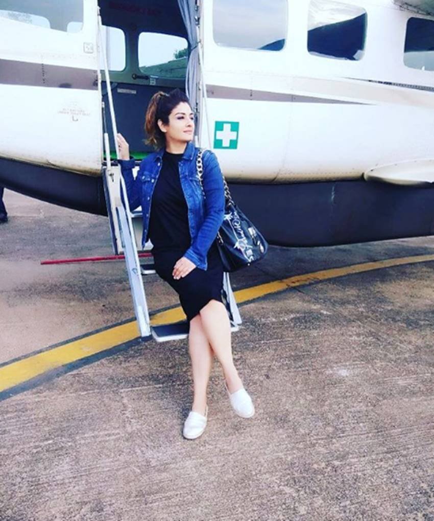 Raveena Tandon, Raveena Tandon fir, Raveena Tandon case, fir against Raveena Tandon, Raveena Tandon pics, Raveena Tandon photos, Raveena Tandon wallpapers, Raveena Tandon hot pics, Shooting An Advertisement, Sri Lingaraj Temple, Sri Lingaraj Temple shooting, photo gallery