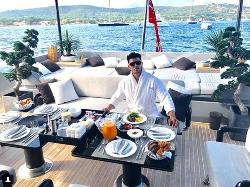 Sahil Khan, Sahil Khan case, Sahil Khan issue, Sahil Khan pics, Sahil Khan photos, Sahil Khan pictures, Sahil Khan says, Jackie Shroff, Jackie Shroff wife, Jackie Shroff wife name, Jackie Shroff wife pics, Jackie Shroff wife photos, Ayesha Shroff, Ayesha Shroff pics, Ayesha Shroff photos, Ayesha Shroff case, Sahil Khan Had A Fight, Fight With Jackie Shroff, ackie Shroff Wife Ayesha Shroff, photo gallery