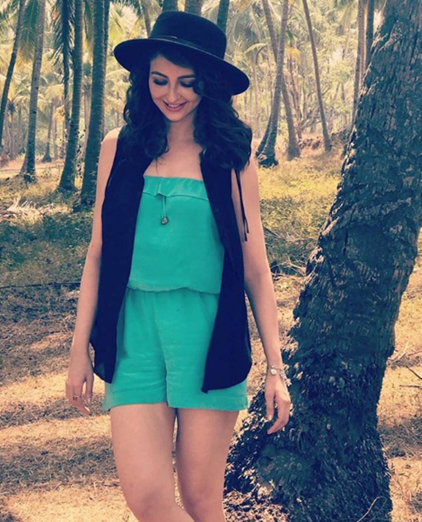 Saumya Tandon, Saumya Tandon pics, Saumya Tandon photos, Saumya Tandon pictures, Saumya Tandon twitter, Bhabhi Ji Ghar Par Hain, Bhabhi Ji Ghar Par Hain news, Bhabhi Ji Ghar Par Hain update, Anita Bhabhi, Anita Bhabhi pics, Anita Bhabhi photos, Anita Bhabhi pictures, Tiwari Ji, Tiwari Ji pics, Tiwari Ji photos, Bhabhi Ji Ghar Par Hain Actress, Actress Saumya Tandon, Saumya Tandon Aka Anita Bhabhi, photo gallery