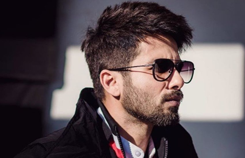 Shahid Kapoor, Shahid Kapoor Left Shooting, Shahid Kapoor Health Become, Shraddha Kapoor, Bollywood News, Entertainment News, Behind the Scenes