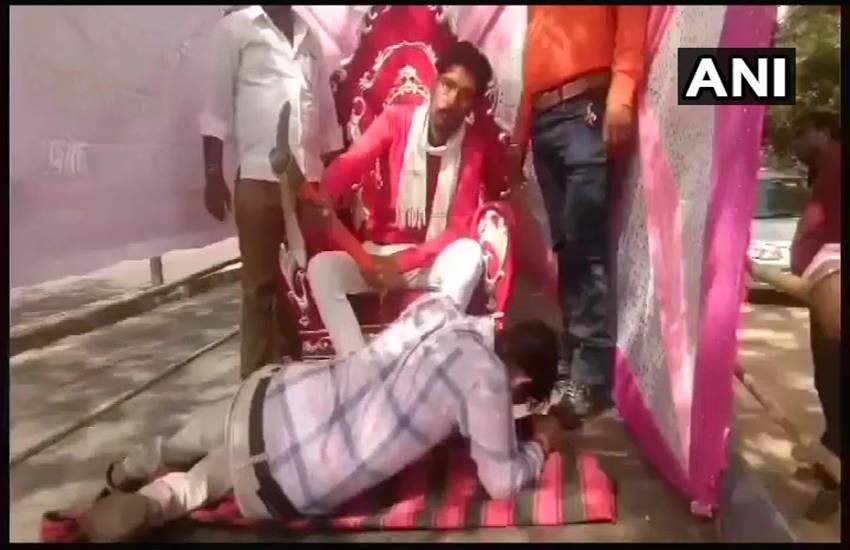 रामनवमी के मौके पर अफराजुल हत्याकांड के आरोपी शंभूलाल रैगर की निकाली झांकी(फोटो-एएनआई)