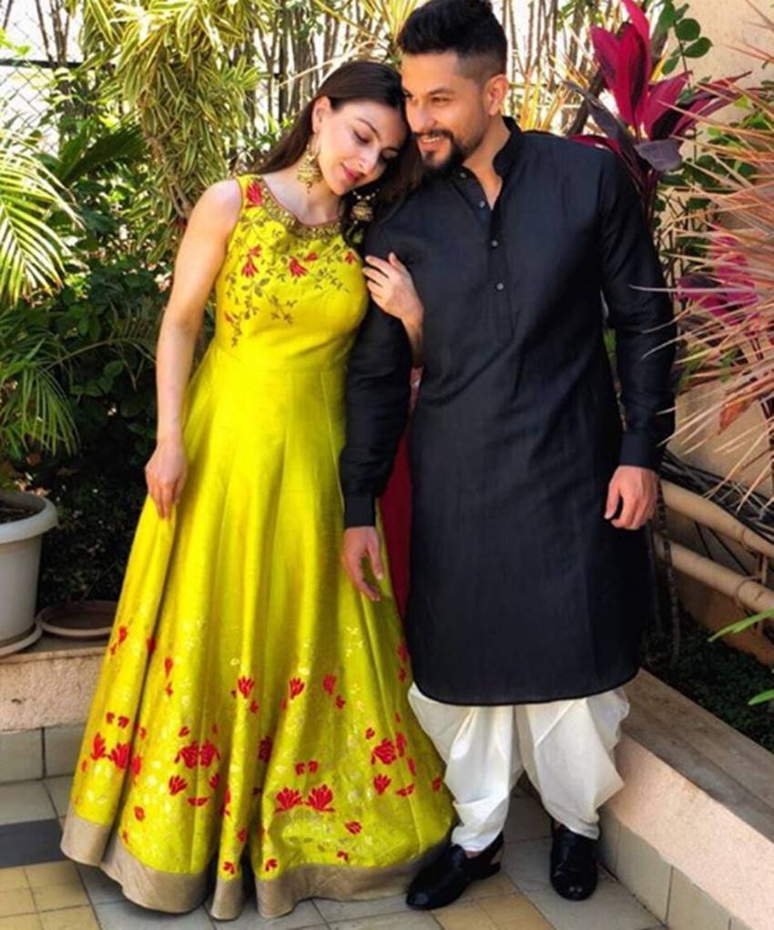 Soha Ali Khan, Soha Ali Khan pics, Soha Ali Khan photos, Soha Ali Khan pictures, Soha Ali Khan husband, Soha Ali Khan photoshoot, Kunal Khemu, Kunal Khemu pics, Kunal Khemu photos, Kunal Khemu pictures, Kunal Khemu wife, Kunal Khemu photoshoot, Kunal Khemu child, Kunal Khemu news pics, Bridal Photoshoot, Bridal Photoshoot of soha, Bridal Photoshoot of soha and kunal, photo gallery