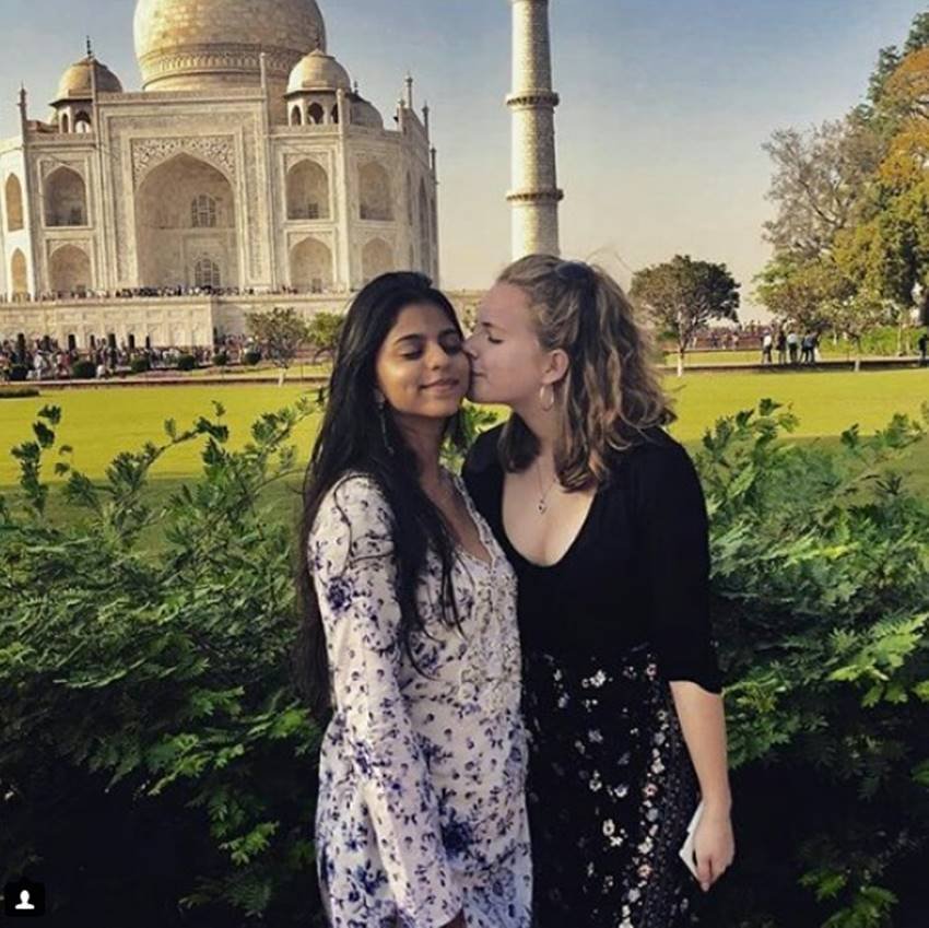 Suhana Khan, Suhana Khan at taj mahal, Suhana Khan taj mahal pics, Suhana Khan taj mahal trip, Suhana Khan tah mahal toor, Suhana Khan pics, Suhana Khan photos, Suhana Khan pictures, Suhana Khan new pics, Suhana Khan in agra, Shah Rukh Khan, Shah Rukh Khan daughter, Shah Rukh Khan Daughter Suhana Khan, Suhana Khan Went to Taj Mahal, Taj Mahal With Her Friends, Daughter Suhana Khan, photo gallery