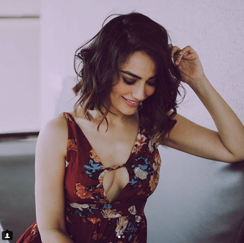 Surbhi Jyoti, Surbhi Jyoti pics, Surbhi Jyoti photos, Surbhi Jyoti pictures, Karan Singh Grover, Karan Singh Grover wife, Karan Singh Grover pics, Karan Singh Grover photos, Bipasha Basu, Bipasha Basu husband, Bipasha Basu pics, Bipasha Basu photos, Tv Actress Surbhi Jyoti, Surbhi Jyoti Wants To Marry, Marry With Bipasha Basu Husband, photo gallery