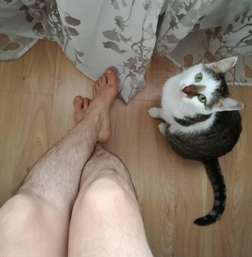 सोनिया ने खुद को शेविंग करने से कैसे रोका, इस बारे में उन्होंने बताया, "मेरी टास्क लिस्ट में मैंने यह जाना कि मेरे शरीर के बाल बिना काट-छांट के कैसे नजर आएंगे। शीशे में देखने के दौरान मुझे उन्हें स्वीकारना होगा।"