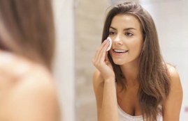 Honey, honey face pack in hindi, honey face mask for glowing skin in hindi, honey lemon face mask benefits in hindi, honey face pack in hindi, honey for acne in hindi, honey for skin in hindi, honey and oatmeal face mask in hindi, honey and milk in hindi, lifestyle news in hindi, beauty tips in hindi, acne tips in hindi, home remedies in hindi, home remedies for beauty in hindi, skin problems in hindi, skin care tips in hindi, jansatta