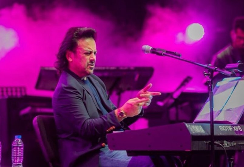 Adnan Sami, Adnan Sami replied in comment, Adnan Sami on twitter, Adnan Sami on his tweet, Adnan Sami to a pakistani fan, Adnan Sami teach fan a lesson, entertainmnet news, bollywood nws, television news, entertainmnet news, bollywood nws, television news