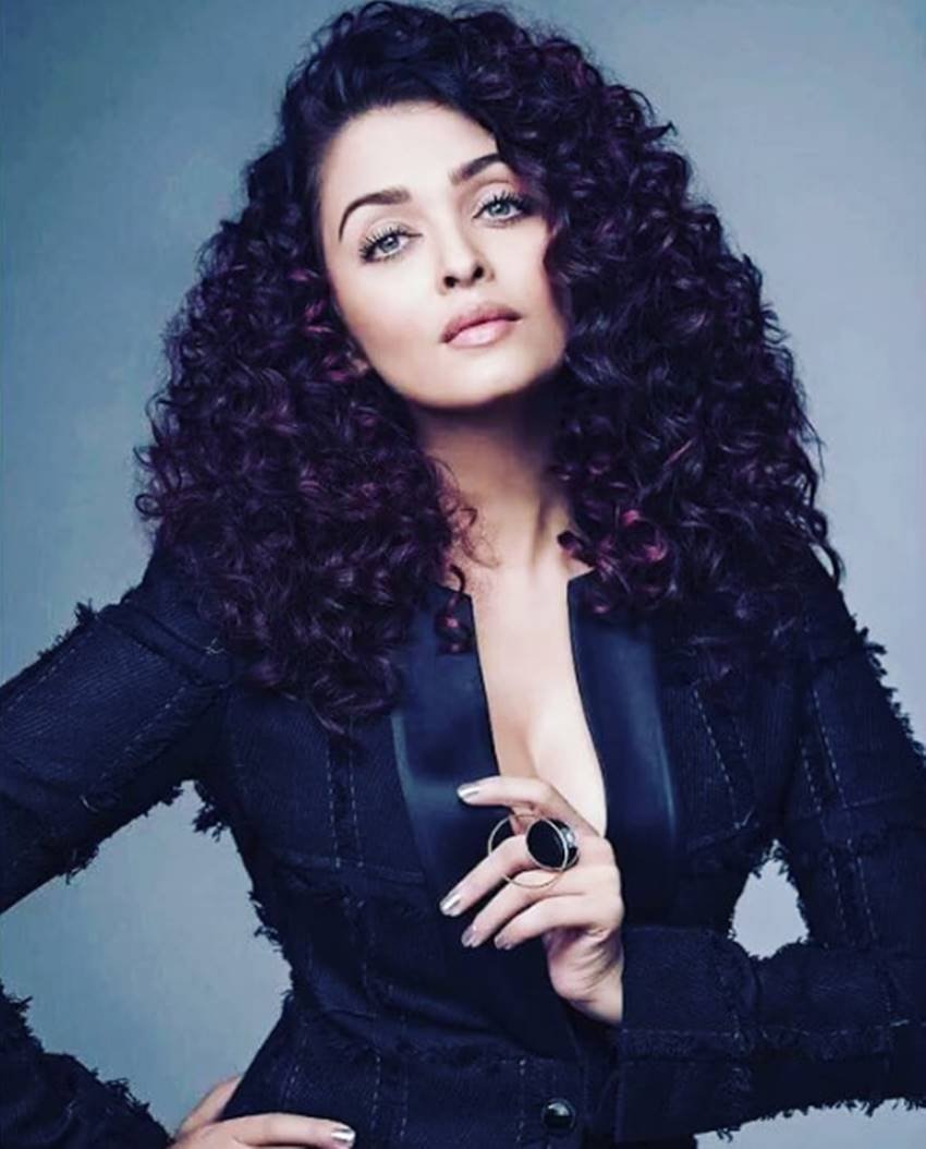 Aishwarya Rai, Aishwarya Rai pics, Aishwarya Rai photos, Aishwarya Rai pictures, Aishwarya Rai wallpapers, Aishwarya Rai photoshoot, Mahira Khan, Mahira Khan pics, Mahira Khan photos, Mahira Khan pictures, Mahira Khan wallpapers, Mahira Khan photoshoot, Same Dress, Same Dress of Actress, Same Dress, photoshoot, photo Gallery