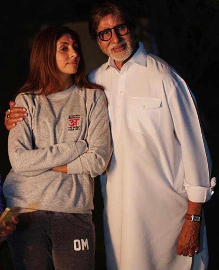 abhishek bachchan, aishwarya rai bachchan, amitabh bachchan, jaya bachchan, aaradhya bachchan, holi 2018, holi pooja, bachchan holi pooja, jansatta, entertainment photo