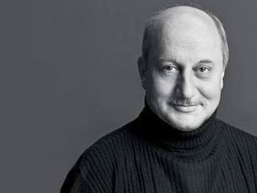Anupam kher, anupam kher birthday, Kirron kher, Kirron kher birthday, Anupam kher wife, Anupam kher wife Kirron kher, Chandigarh, Chandigarh MP Kirron kher, MP Chandigarh, Bollywood news, Hindi news