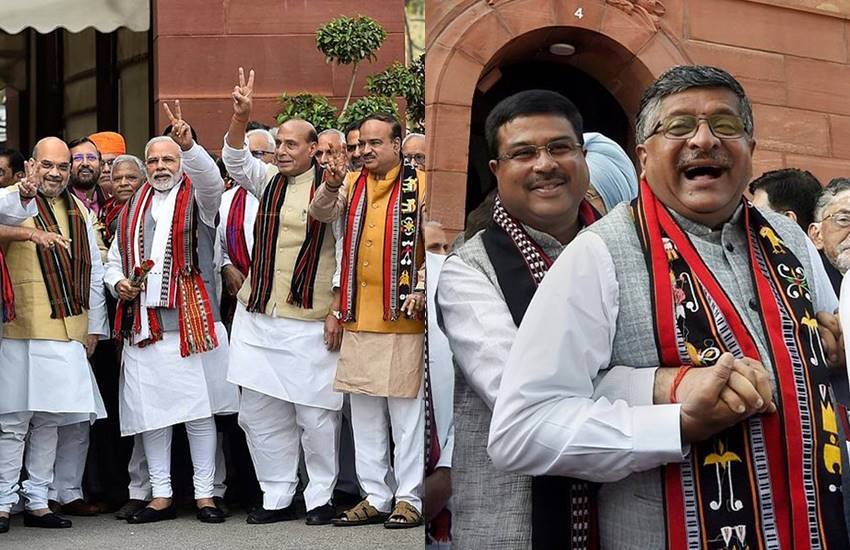 BJP MPs, BJP MPs at parliament, BJP MPs pics, BJP MPs in sansad, Budget Session, Budget Session pics, Budget Session of parliament, Second Half of Budget Session, HD Pics of bjp leaders, narendra modi, amit shah, rajnath singh, BJP MPs photos, photo gallery